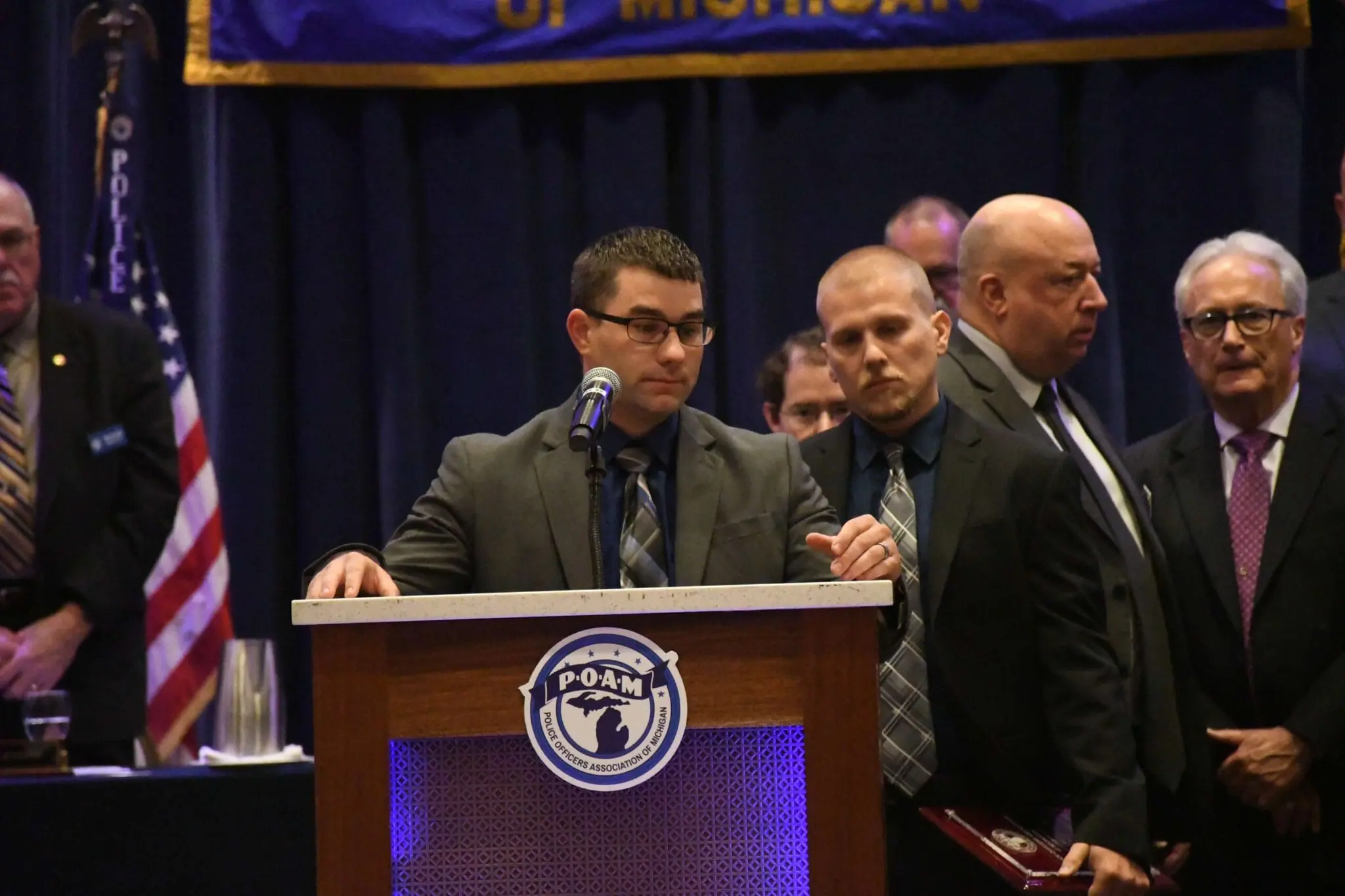 Officers Riley and Morgan of Albion PSOA