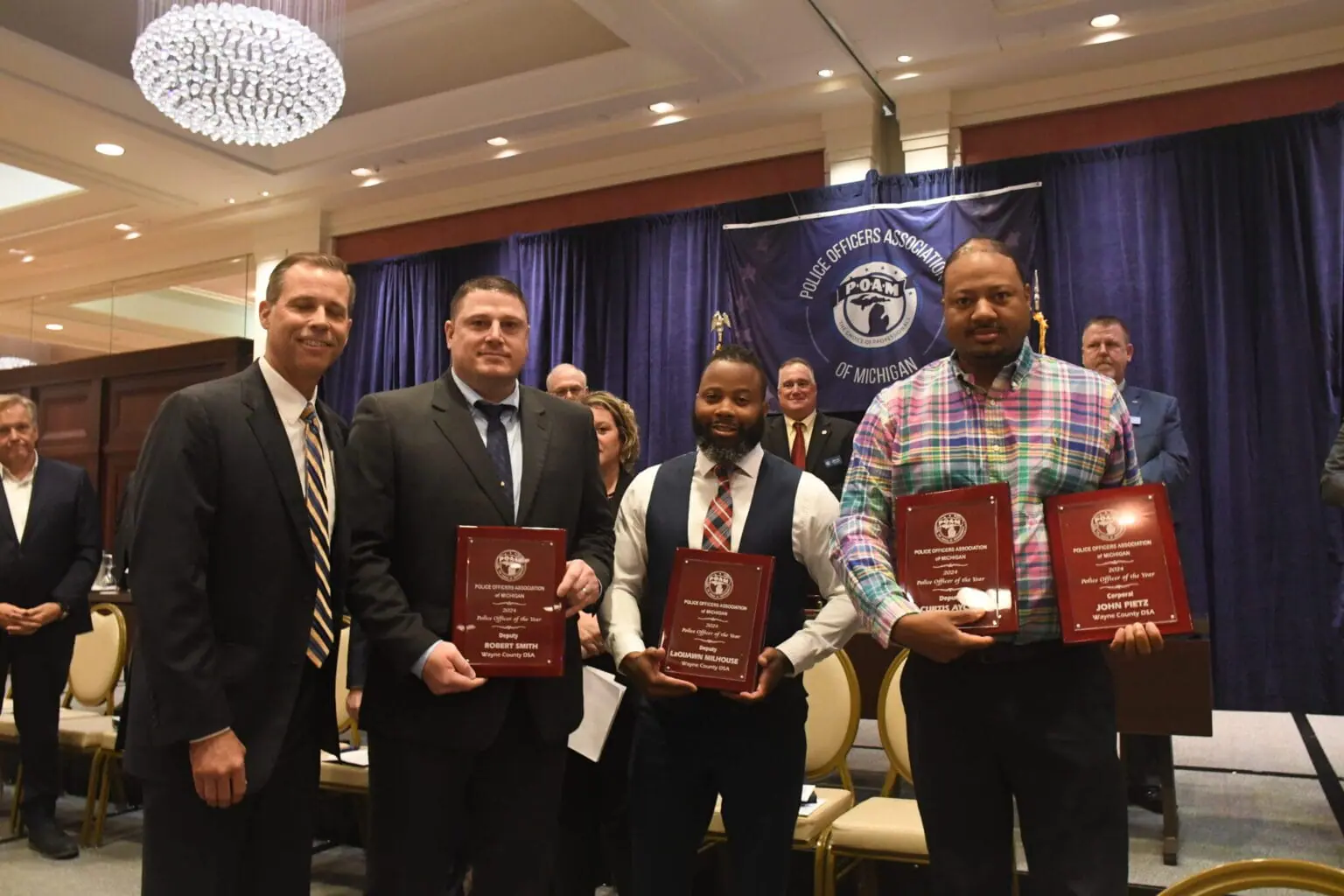 Judge-Mertz-Wayne-County-DSA-Deputies Judge George Mertz presented Wayne County Deputy Sheriff Association's Deputies Curtis Aycox, Robert Smith, & LaQuawn Milhouse and Corporal John Pietz with the 2024 Police Officers of the Year Awards.